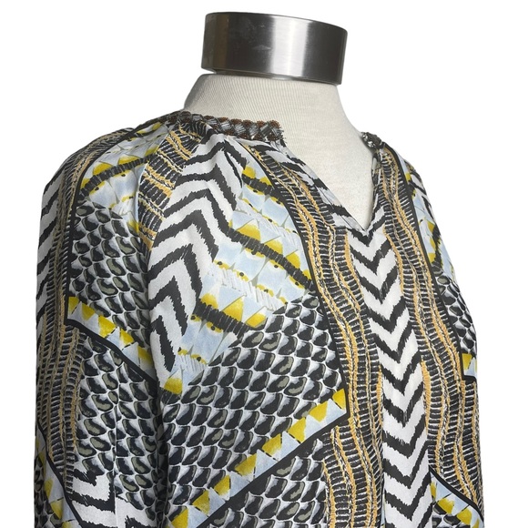 Hale Bob Black /White / Yellow Animal Print 100% Silk Beaded V Neckine Blouse Sm - Picture 3 of 16